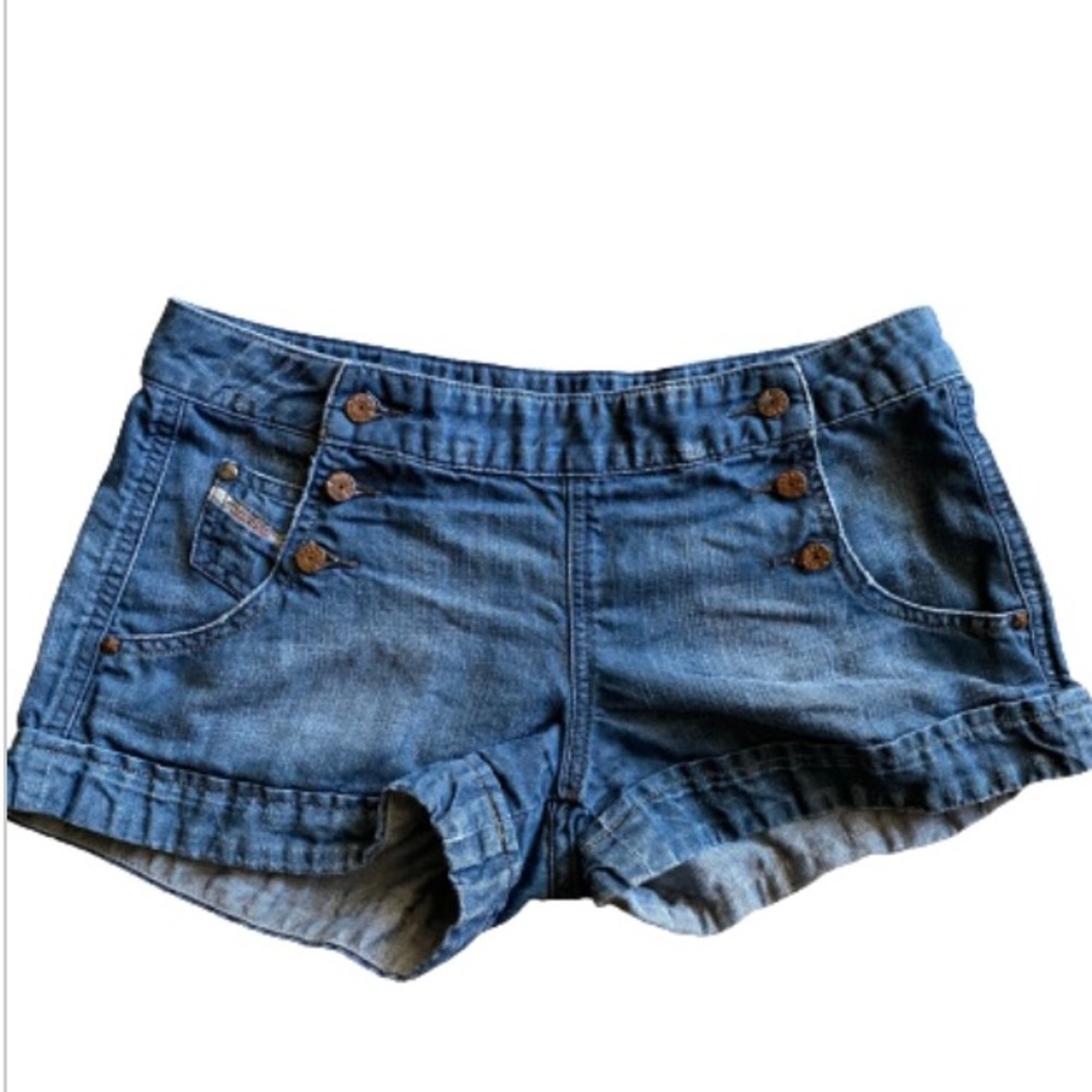 DIESEL DENIM SHORTS SZ 28